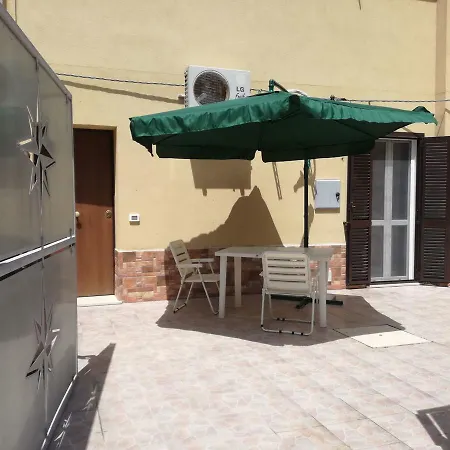 La Corte Del Mediterraneo Trapani Exterior foto